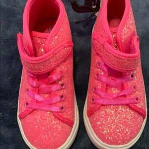 Girls shoes